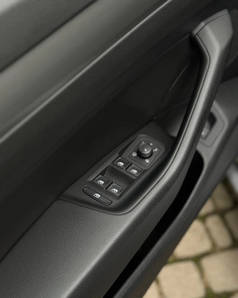 Volkswagen Arteon cena 89900 przebieg: 201349, rok produkcji 2018 z Białystok małe 106